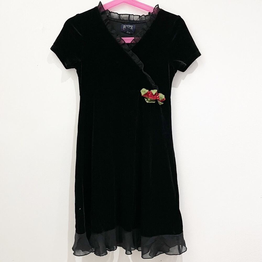 The Children’s Place Girls Black Velvet Holiday Dress Size 6